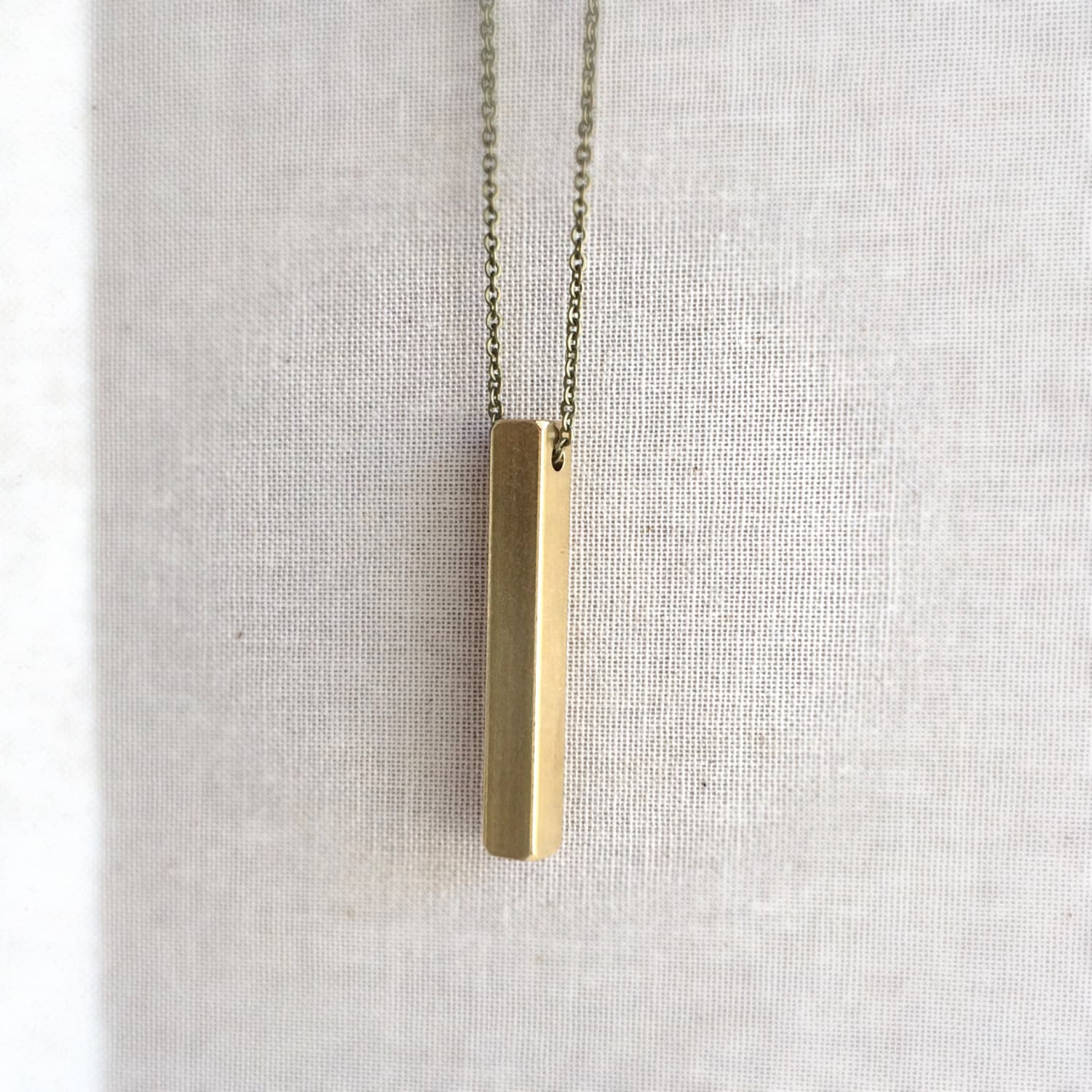 Schwere Messing Bar Halskette ~ Lange Minimal Industrial Vertikale Zwei Größen von marigoldmary