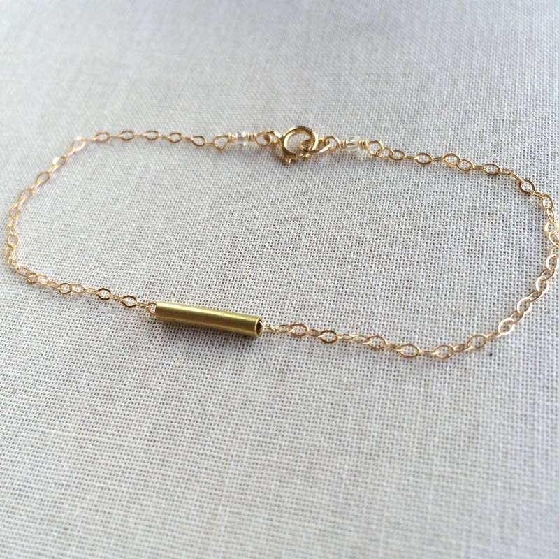 Winziges Gold Tube Armband ~ Schlichtes Vintage Messing Bettel Modernes Minimal Winziges Gold Tube Armband ~ Schlichtes Vintage Messing Bettel Modernes Minimal von marigoldmary