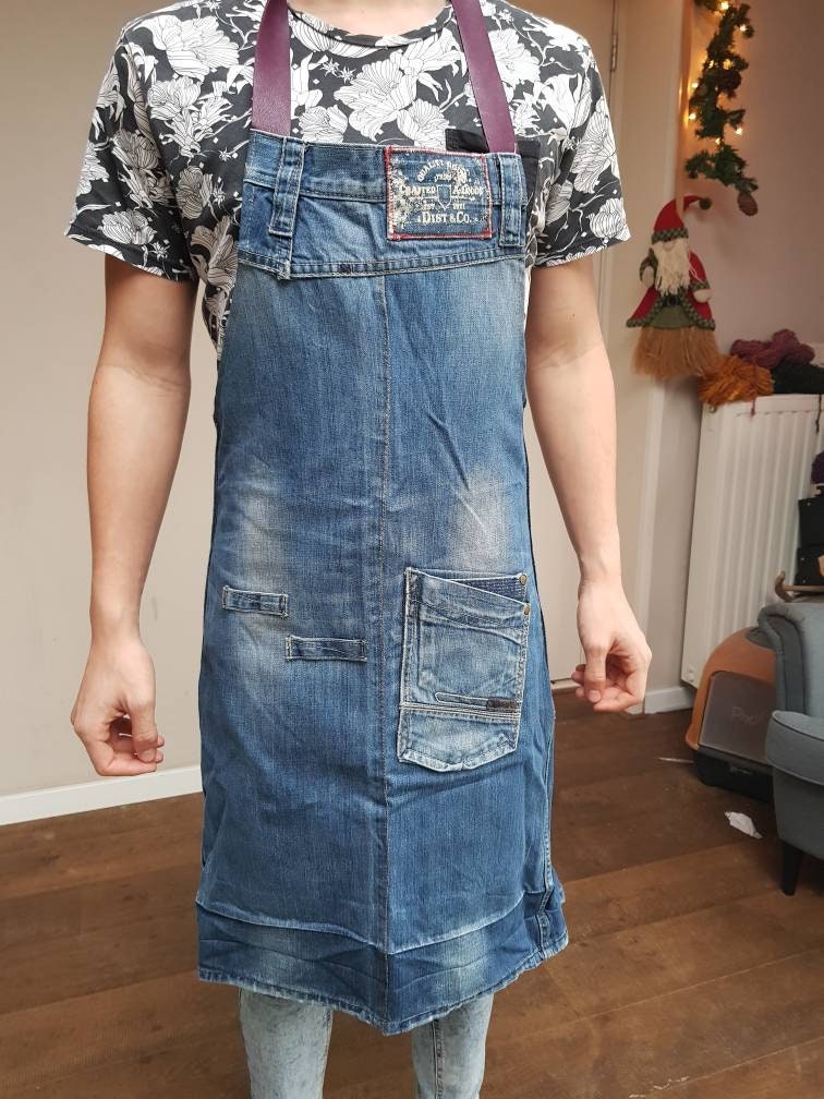 Denim Apron Mit Lederlila Denim Apron Mit Lederlila von marithagen