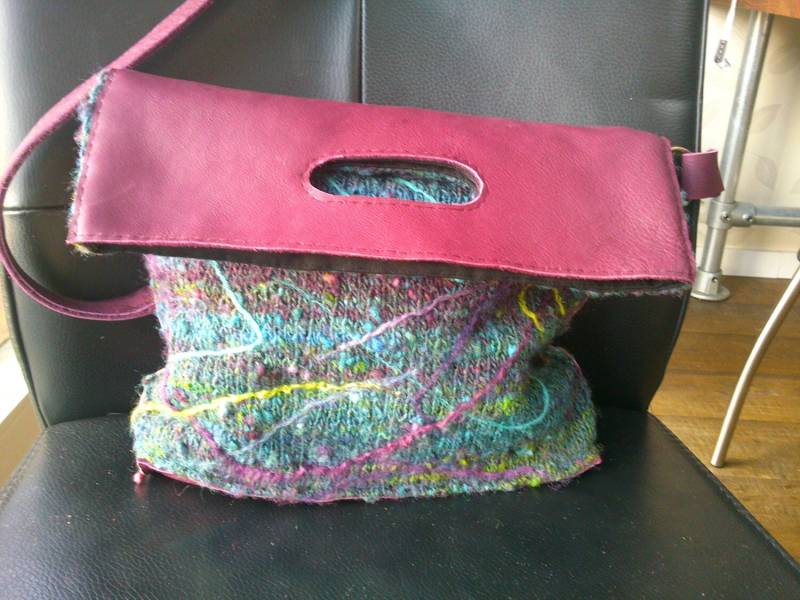 Einzigartige Tasche Aus Leder Und Wolle Einzigartige Tasche Aus Leder Und Wolle von marithagen