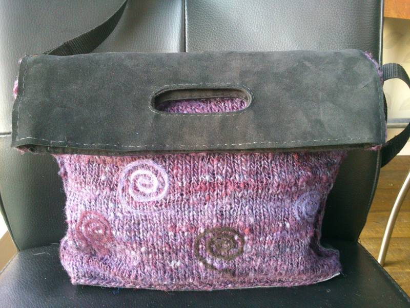 Einzigartige Tasche Aus Leder Und Wolle von marithagen