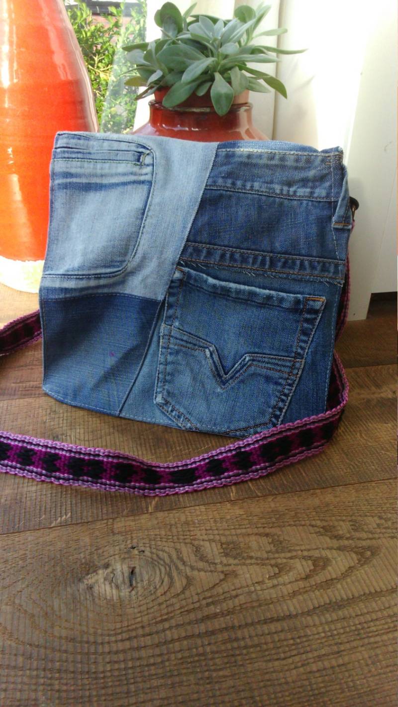 Jeans-Umhängetasche Mit Gewebte Band Jeans-Umhängetasche Mit Gewebte Band von marithagen