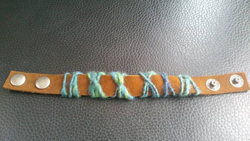 Lederarmband Mit Wolle Lederarmband Mit Wolle von marithagen