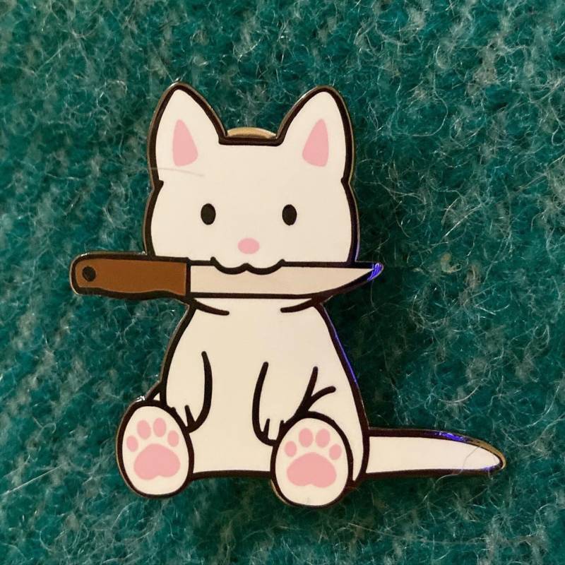 Messerkatze Anstecknadel von marladraw