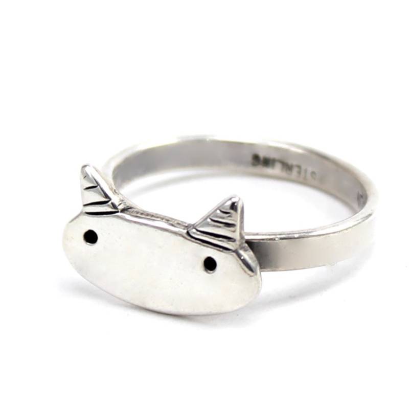 sterling Silber Kätzchen Ring Handgemachter Katzen Anhänger, Grössen 5-9 von marmar