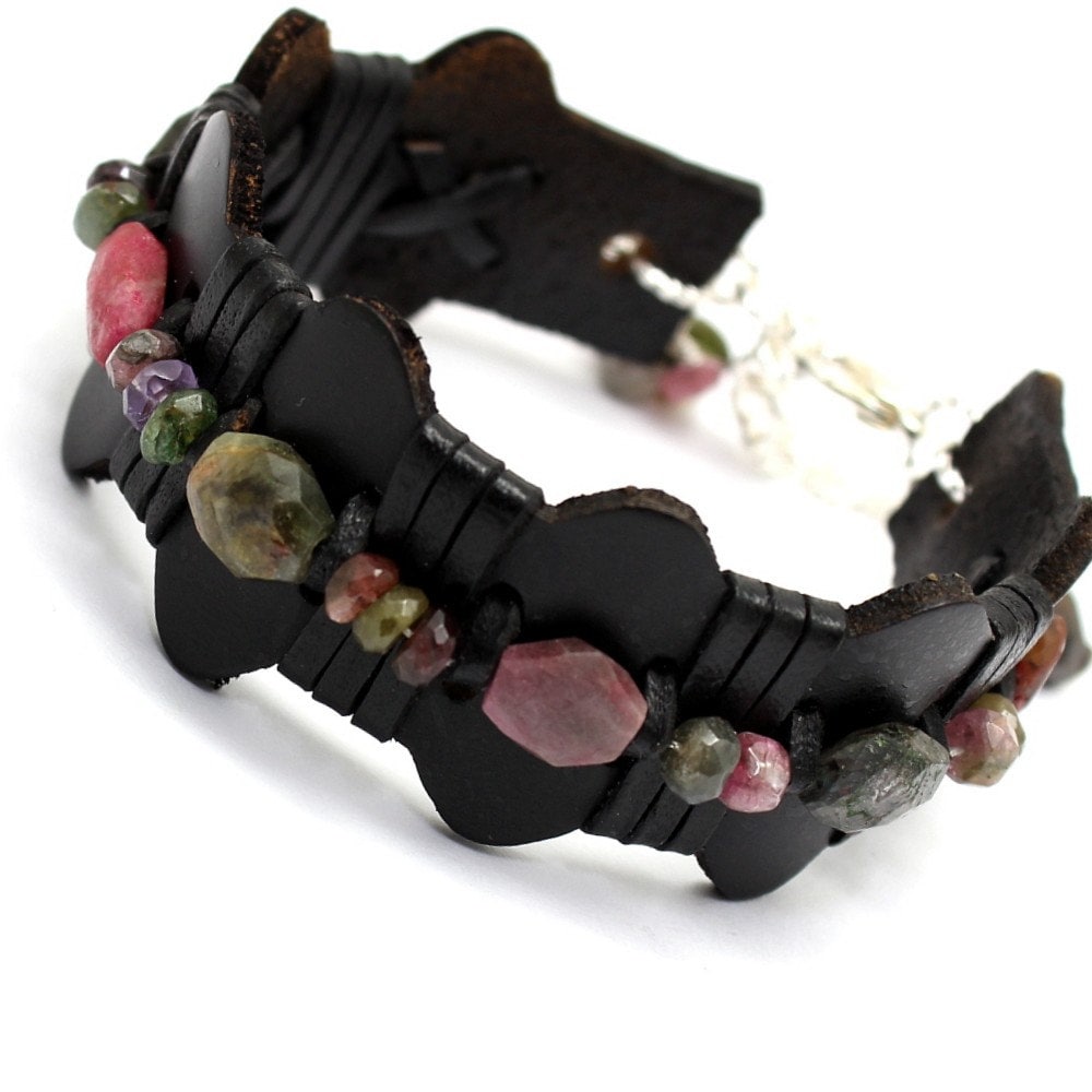 Wassermelonen-Turmalin-Schwarz-Leder-Armband, Boho Style Unisex Design, Mehrfarbige Edelsteine Handgemachter Schmuck, Oktober Birthstone Geschenk Wassermelonen-Turmalin-Schwarz-Leder-Armband, Boho Style Unisex Design, Mehrfarbige Edelsteine Handgemachter Schmuck, Oktober Birthstone Geschenk von martaky