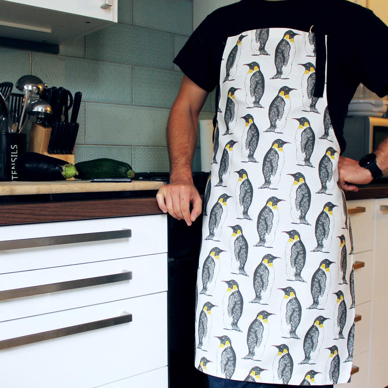 Pinguin Schürze - Weihnachtsschürze Küchenschürze Pinguin Schürze - Weihnachtsschürze Küchenschürze von marthaandhepsie