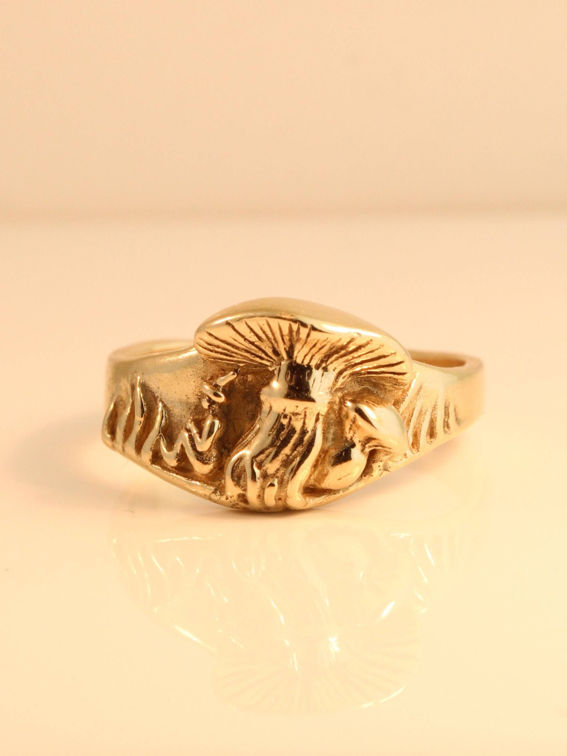 Gold Ring Pilz Gnom Schmuck Geschenk Fee Und 14K Pinky Band von martymagic