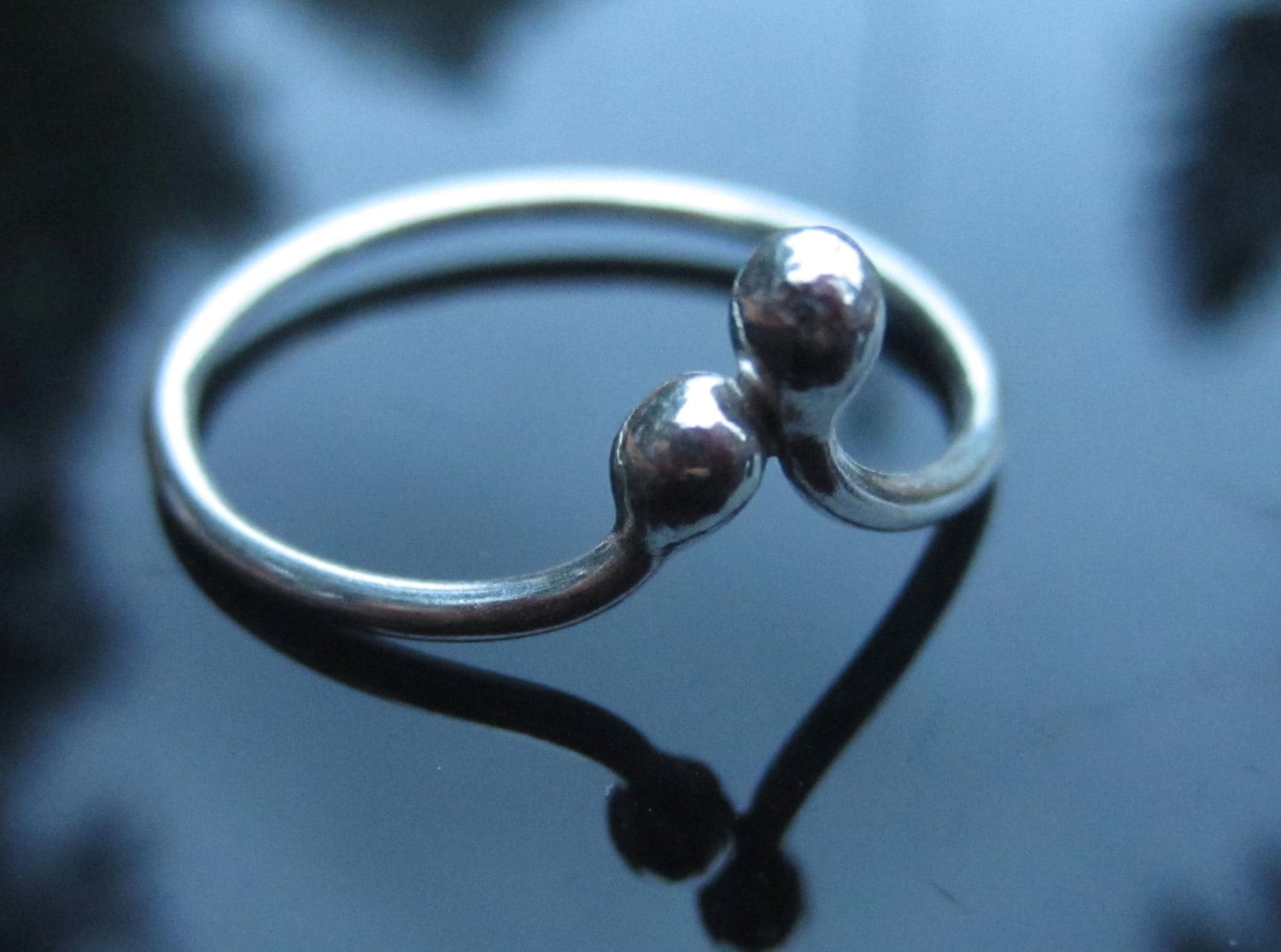 Zarter Sterling Silber Stapelring Krone Tiara Zarter Sterling Silber Stapelring Krone Tiara von masonmetaldesigns