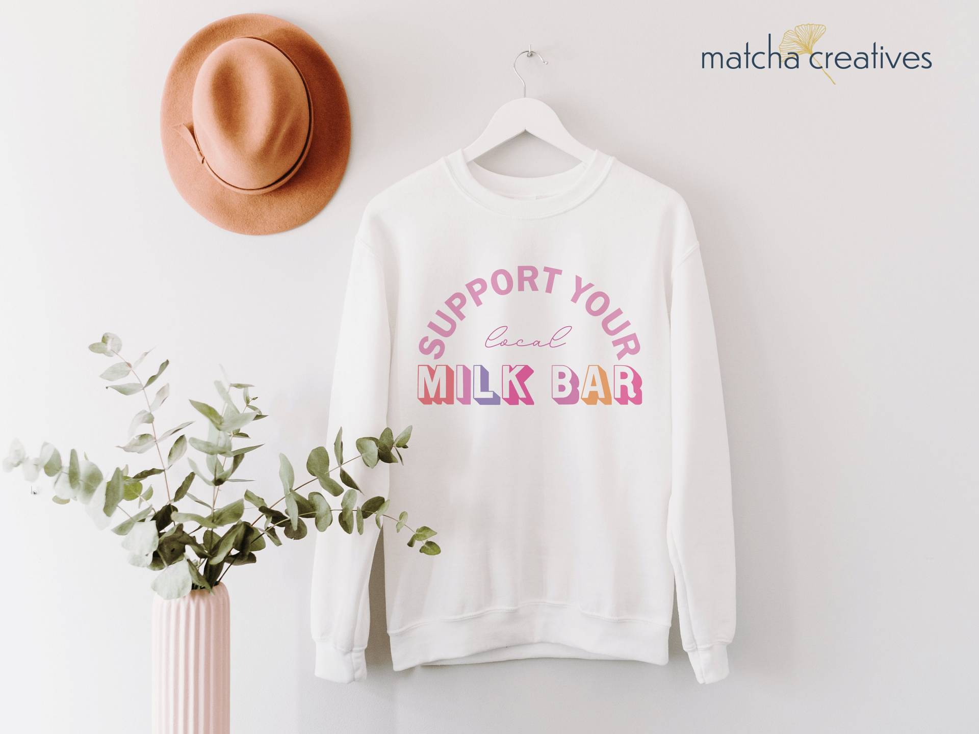 Unterstützen Sie Ihre Lokale Milchbar Sweatshirt | Stillendes Shirt Mama Geschenk Mutterschaft T-Shirt Hebammen-Doula Still-Berater-T-Shirt von matchacreatives