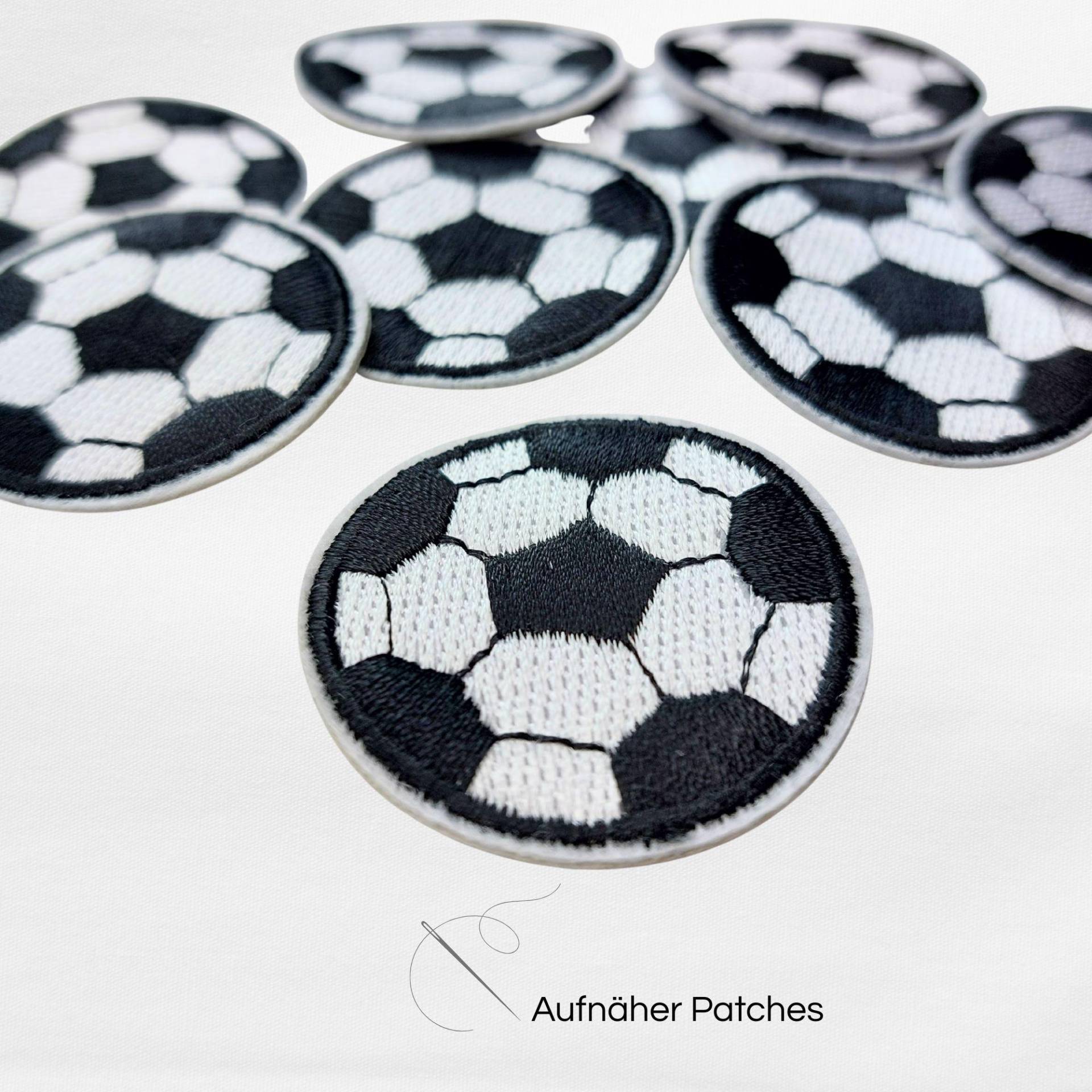 Aufnäher Patch Fußball 4 cm Applikation Bügelbild. A9 von material4DIY
