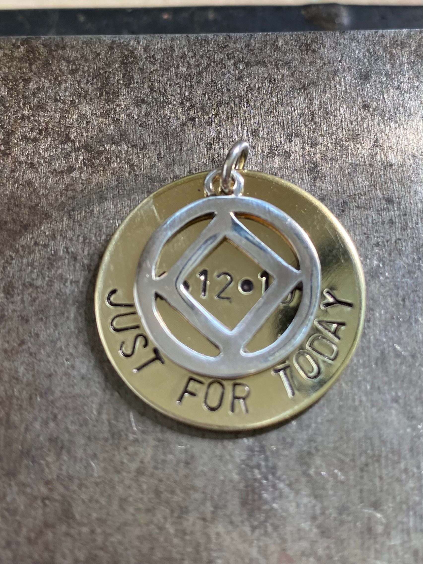sterling Silber Charm Und Datum Anhänger sterling Silber Charm Und Datum Anhänger von mauijive