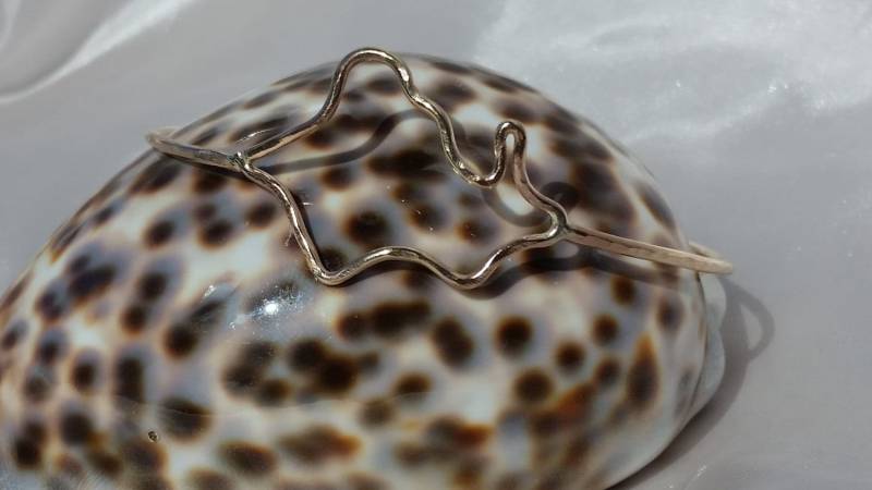 Individueller Gold Filled Oahu Armreif von mauioceanjewelry