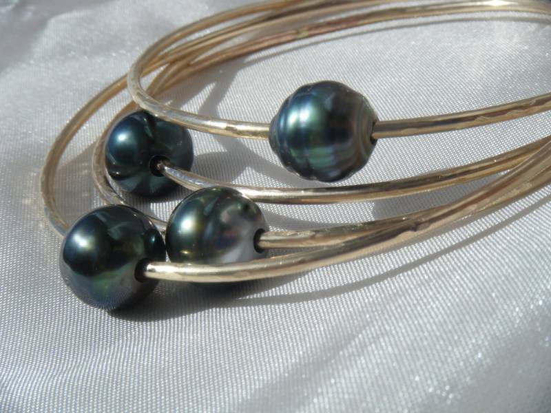 Personalisierter Tahiti-Perlen Armreif von mauioceanjewelry
