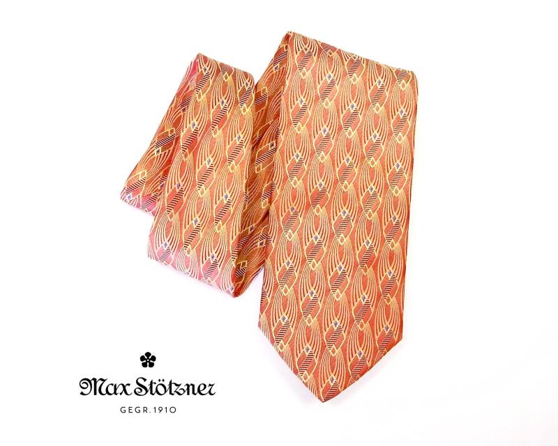 Hellrote Krawatte Mit Jugendstil-Muster - Extravagant Und Festlich von maxStoetzner