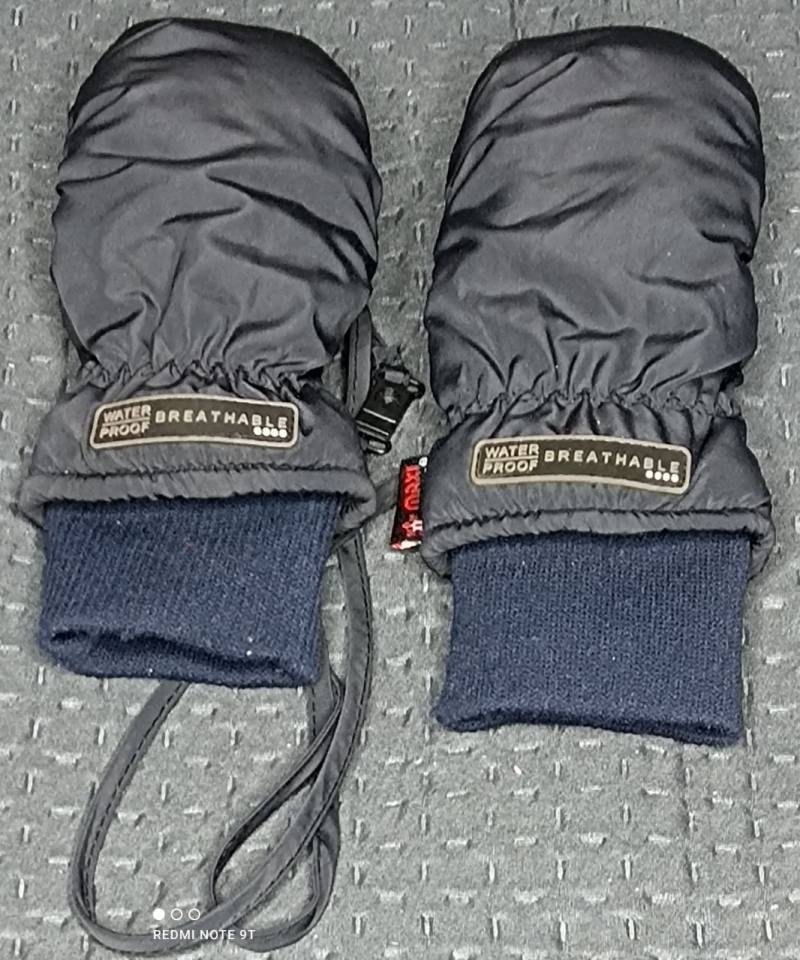 maximo Handschuhe Fäustlinge mit Band wasserdicht navy von maximo