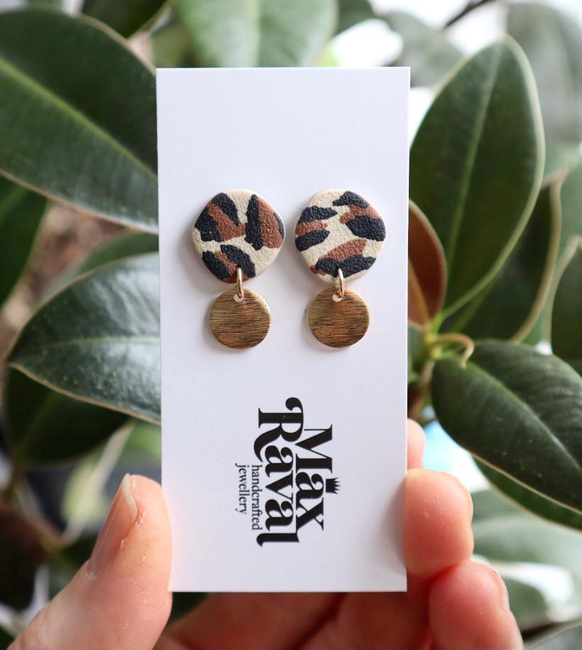 Ohrstecker - Handgemachte Statement Ohrringe Aus Polymer Lehm, Mama, Leo-Look, Valentinstag von maxravalcrafts