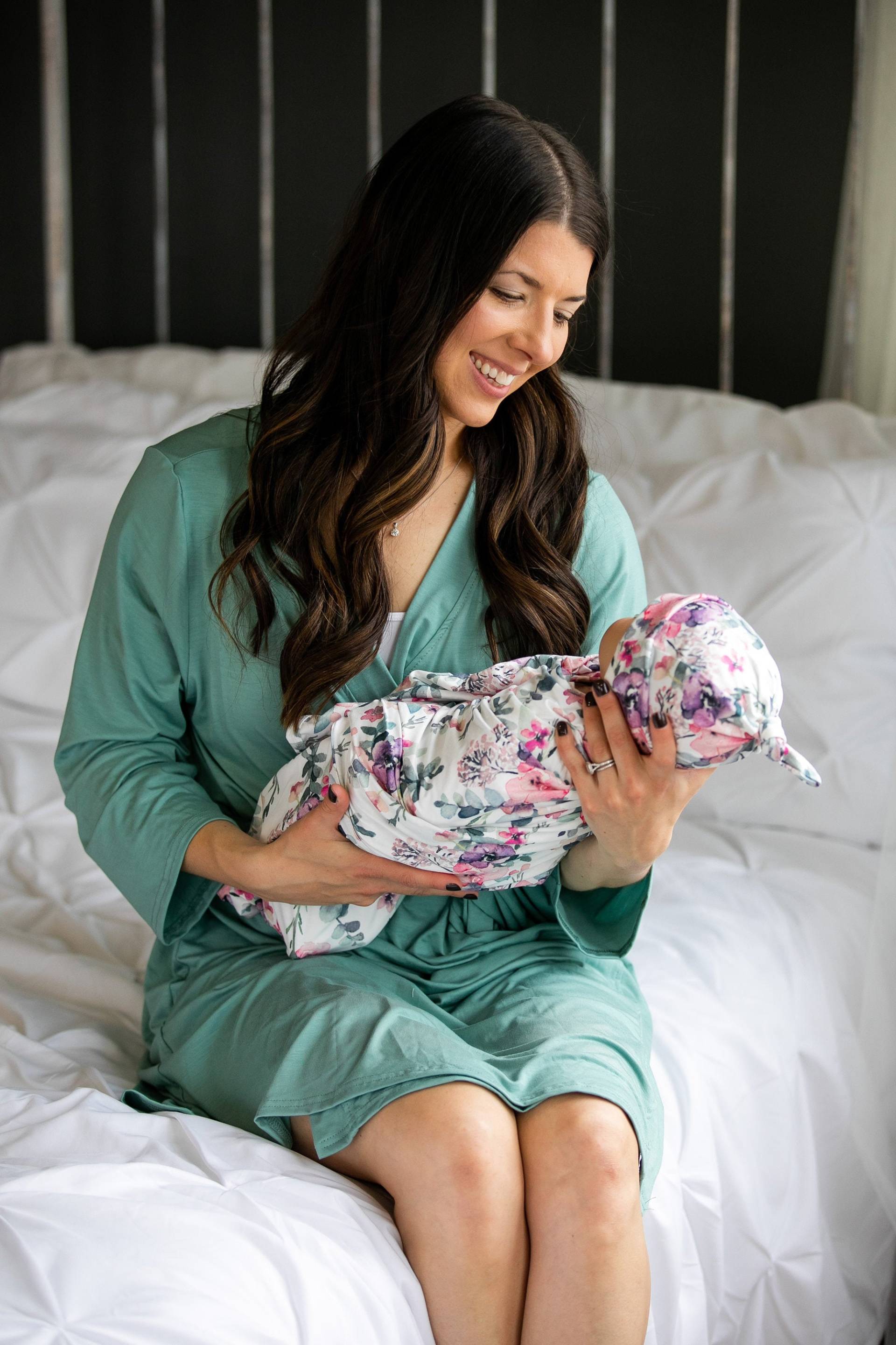 Passende Robe Und Swaddle Set, Krankenhaus Robe, Mutterschaft Floral Swaddle, Mama Zu Sein, Baby-Geschenk, Baby-Mädchen, Mich, Decke von mayandjoy