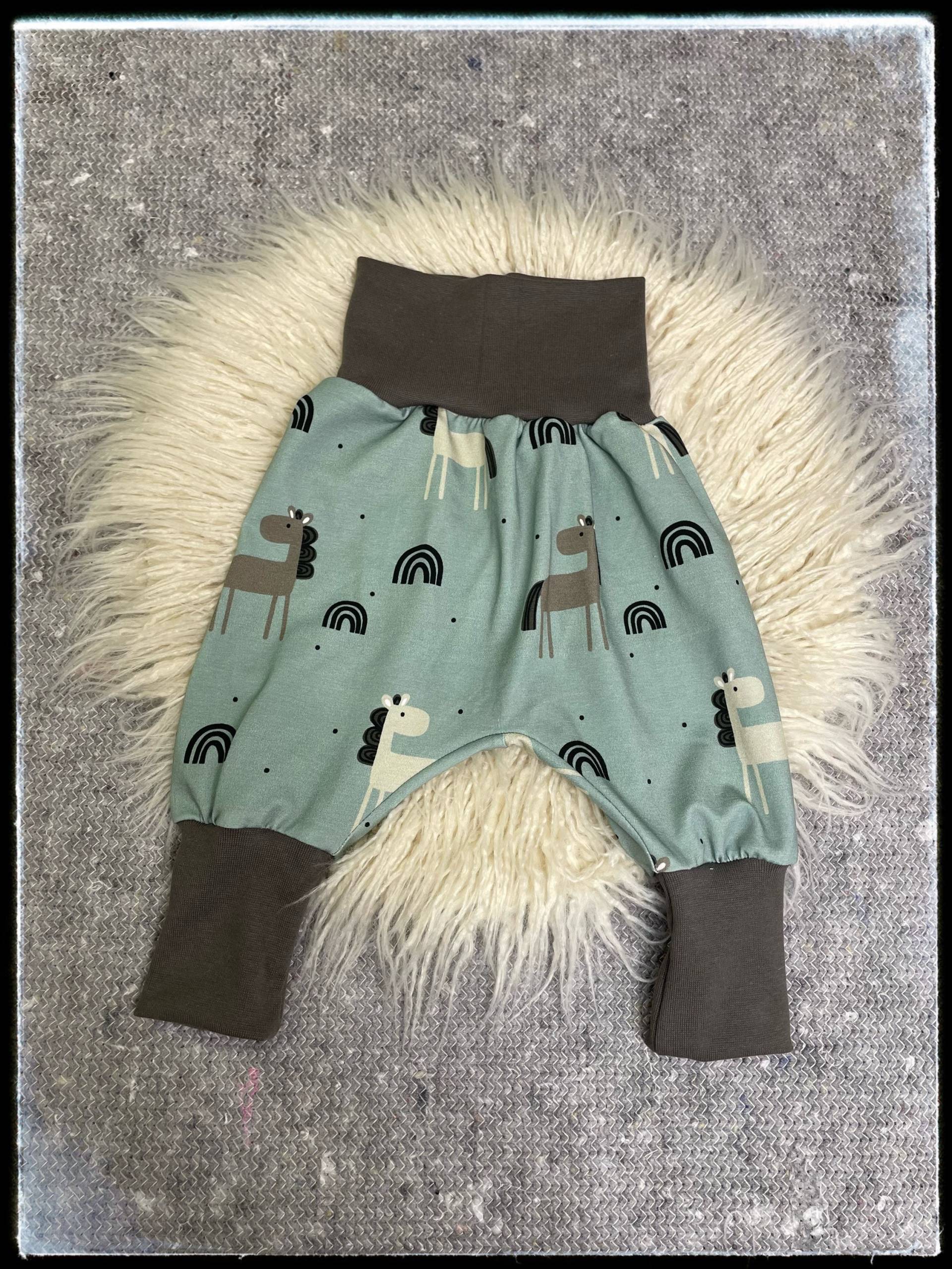 Pumphose Baby Baumwolljersey Rauchmint Pferd Edgar Bequem Bündchen Mitwachshose Windelpopo Tiere Jungs Regenbogen Süß Dunkel Grau Gr 50-116 von mazeixx