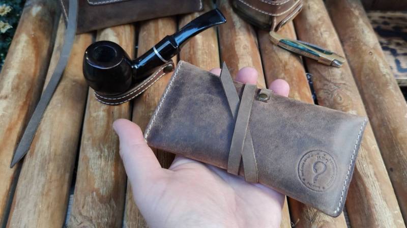 Personalisierte Individuelle Initialen - Handgemachter Tabakbeutel Aus Leder Crazy Horse Leather von mbgleather