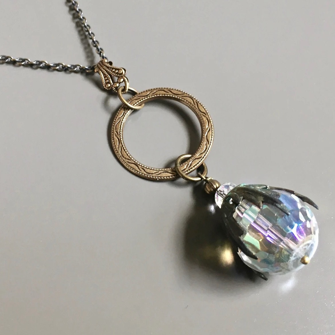 Kristallkugel Halskette - Lange Halskette, Patina Grünspan Kristallschmuck, Klare Kristallhalskette, Geschenk Für Frau von mcstoneworks