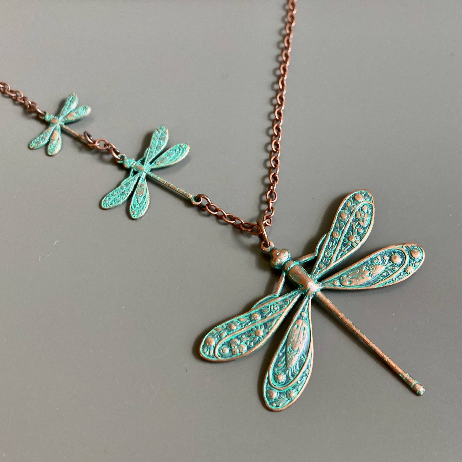 Libelle Halskette - Teal Kupfer Patina, Geschenk Für Gärtner, Natur Schmuck, Naturliebhaber, Aqua von mcstoneworks
