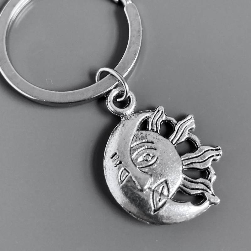 Sonne Und Mond Schlüsselanhänger - Schlüsselanhänger, Celestial Keychain von mcstoneworks