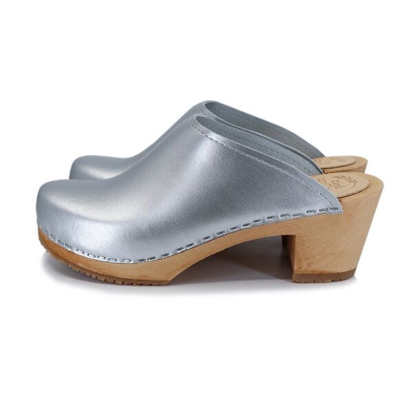 me&myClogs LIVI Holzclogs mit Absatz Silber von me&myClogs