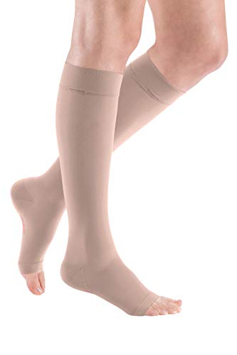 medi mediven elegance - 024BC05 Knielange Damen Kompressionsstrümpfe mit offener Spitze | CCL2 | Noppen-Haftband | Cashmere | Gr. V kurz medi mediven elegance - 024BC05 Knielange Damen Kompressionsstrümpfe mit offener Spitze | CCL2 | Noppen-Haftband | Cashmere | Gr. V kurz von medi