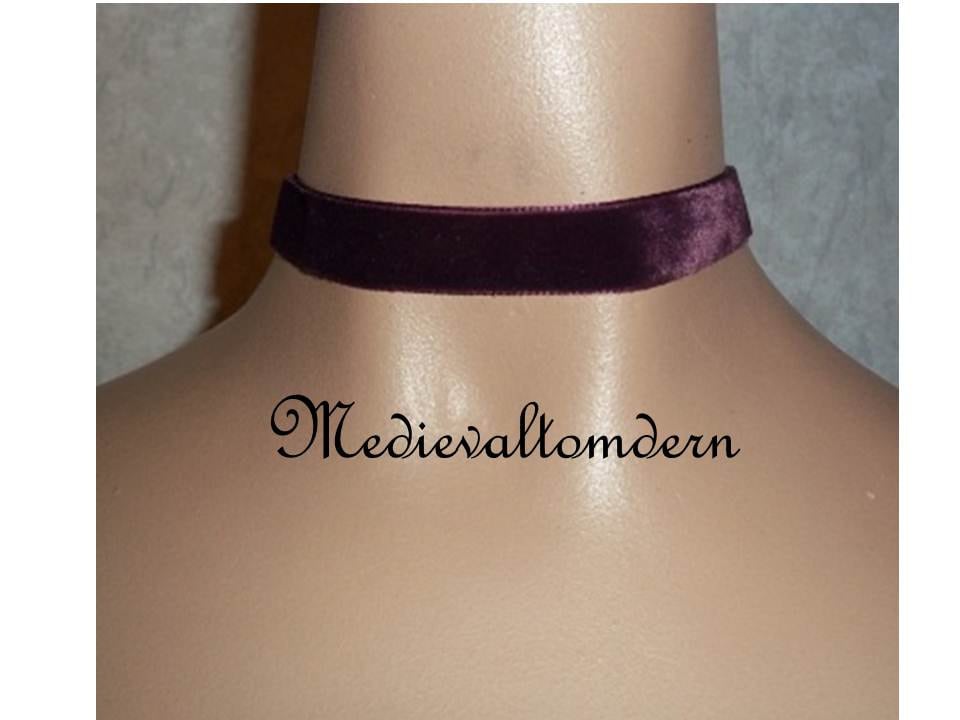 Halsreif in Ihrer Wahl Farbe Tiefes Pflaume Rot Schwarz Blau Rosa Weich Reich Samt Halskette Von Medievaltomdern von medievaltomodern