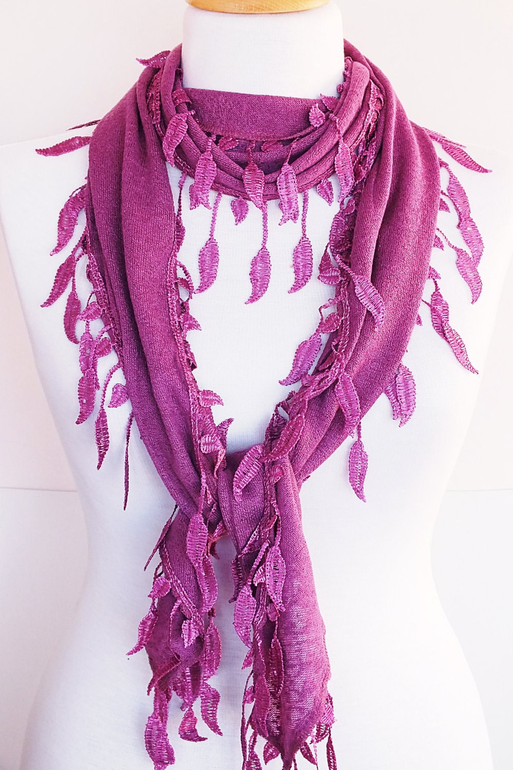 Baumwolle Lila Schal Mit Fransen Spitze, Mode, Für Geschenk Baumwolle Lila Schal Mit Fransen Spitze, Mode, Für Geschenk von mediterraneanlights