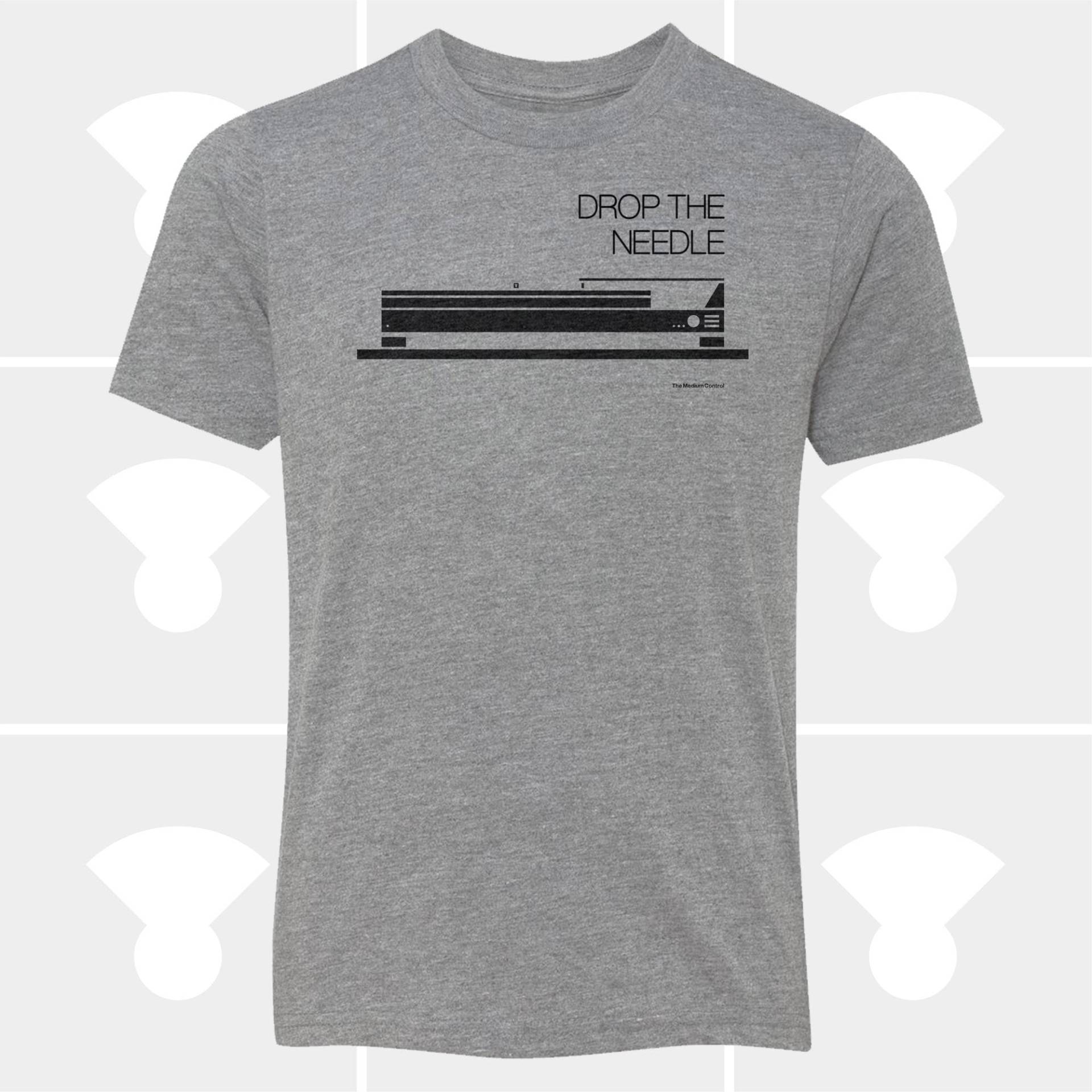 Kinder Turntable Shirt, Handbedrucktes "Drop The Needle" T-Shirt, Dj Musik Geschenk Für Kleinkinder Und Jugendliche von mediumcontrol