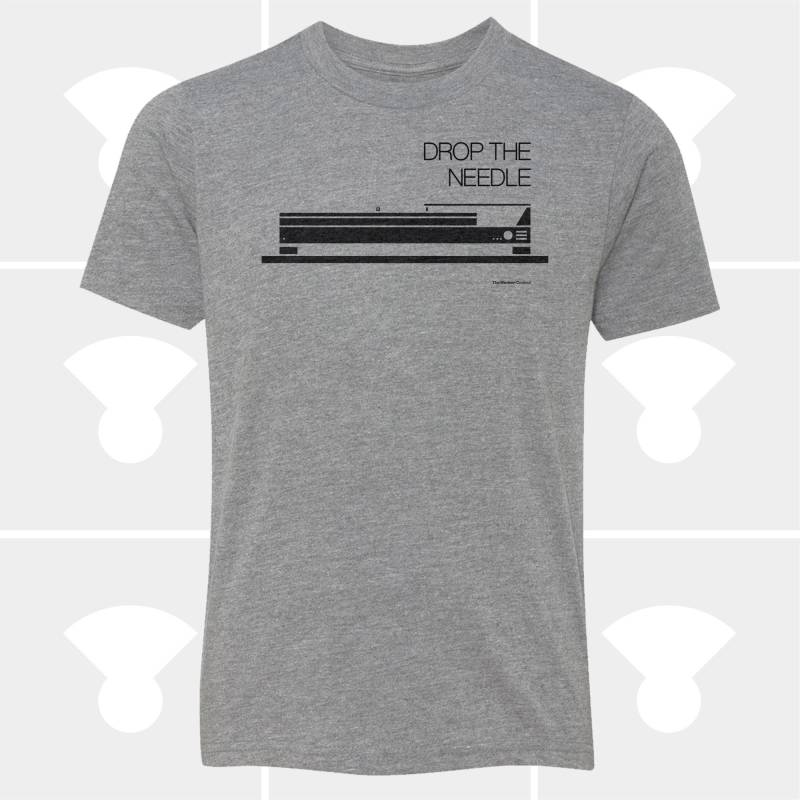 Kinder Turntable Shirt, Handbedrucktes "Drop The Needle" T-Shirt, Dj Musik Geschenk Für Kleinkinder Und Jugendliche von mediumcontrol