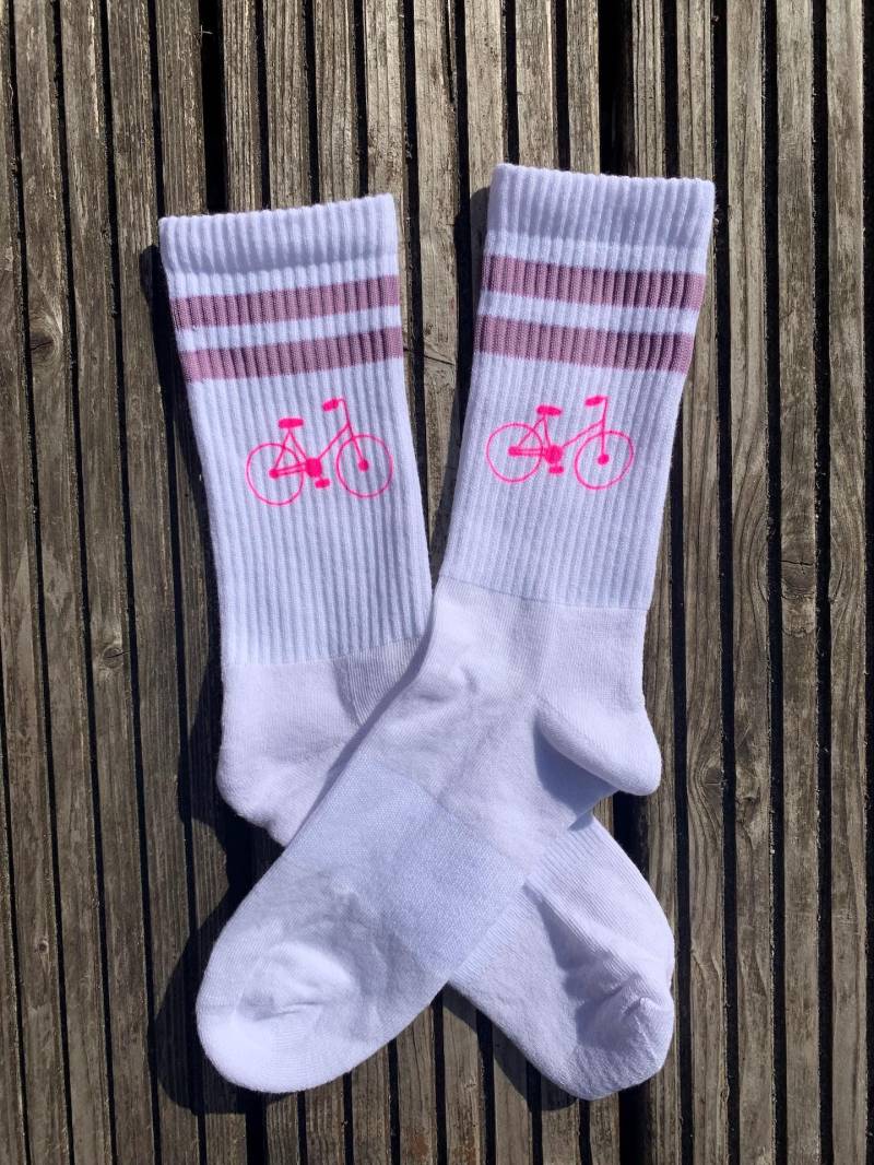 Tennissocken Handbedruckte Freizeitsocken Srümpfe Aus Biobaumwolle Mit Fahrrad von meerspurig