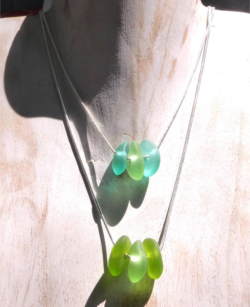 Kette Mit Seeglas in Grüntönen Seitlicher Bohrung von meersusedesign