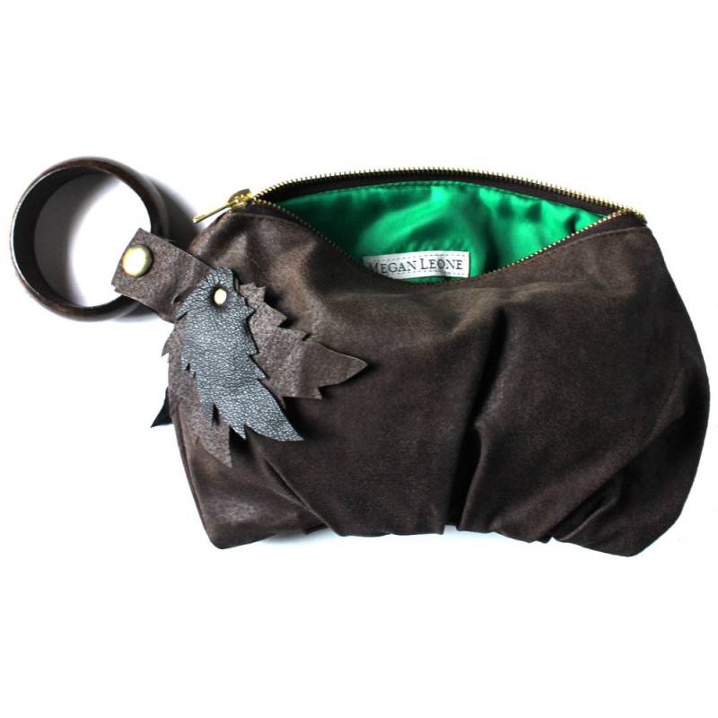 Braunes Upcycling Lederarmband Handtasche Mit Smaragdgrünem Futter von meganleone