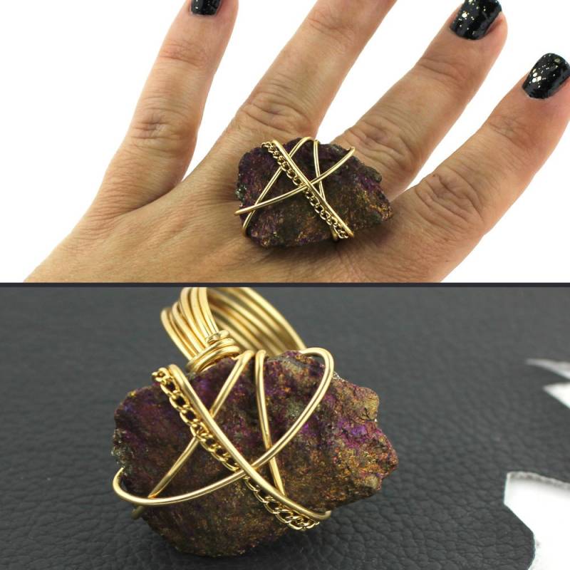 Lila Fuchsia & Gold Ring That Rocks Größe 10 von meganleone