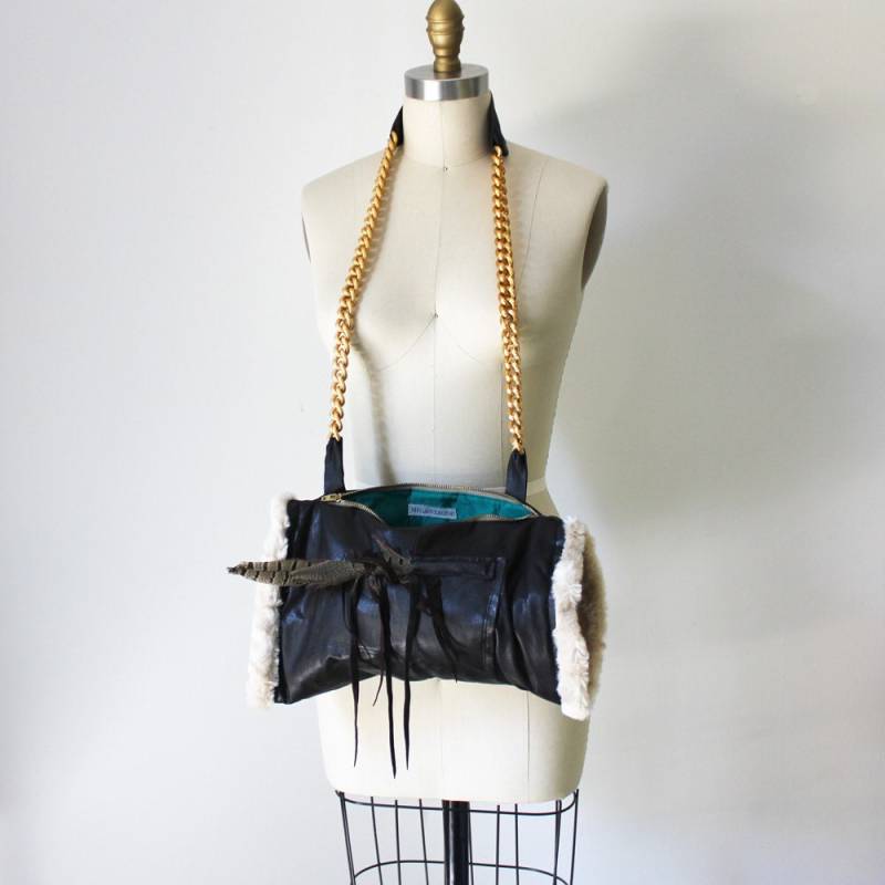 Muff Handtasche Schokolade Braun Leder Und Luxuriöse Kunstpelz von meganleone