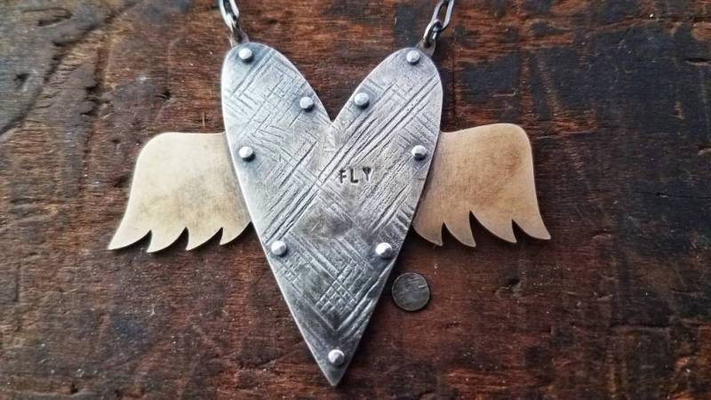 Geflügelte Herz Halskette Geflügelte Herz Halskette von meganstelzer