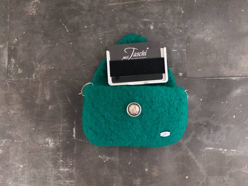 Grüne Gürteltasche Von Meitaschi Ist Immer Eine Gute Geschenkidee, Praktisch Fürs Handy Oder Kleine Geldbörse von meiTaschi