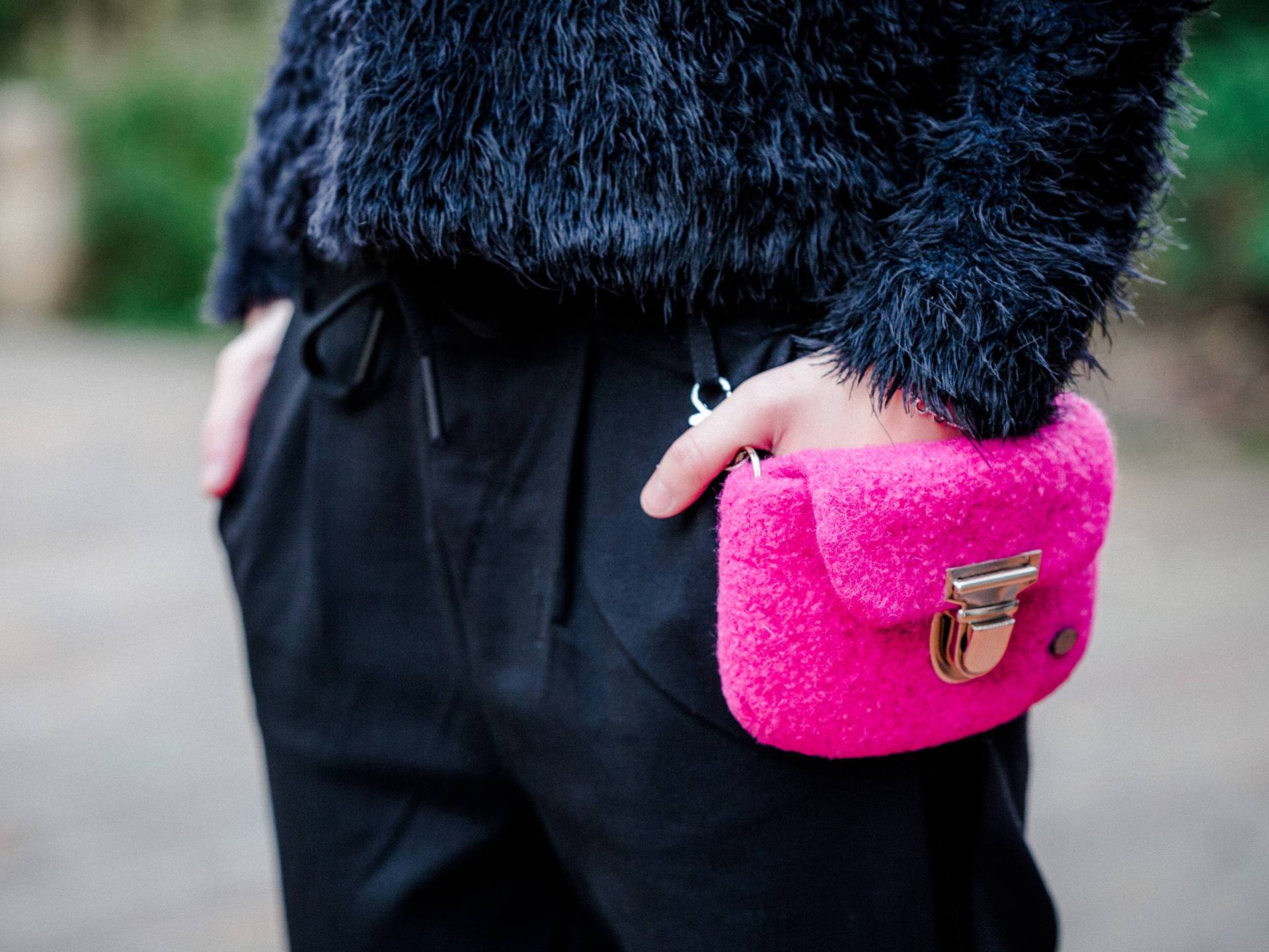 Gürteltasche in Pink Ist Ein Schönes Accessoire, Gefilzte Hüfttasche Für Kosmetik Oder Geldbörse von meiTaschi