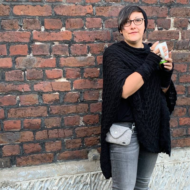 Hellgraue Gürteltasche Handytasche Und Schönes Accessoire Für Die Kleidung von meiTaschi