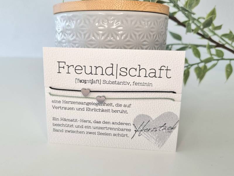 Makramee Freundschaftsbänder Mit Hämatit-Herz von meinHerzstueckDesign