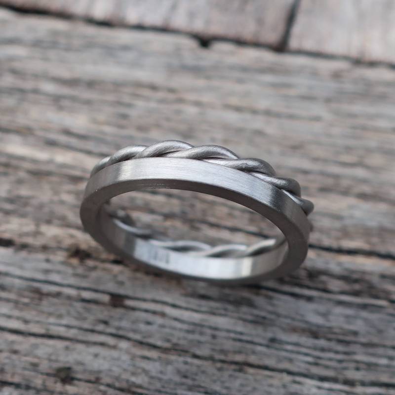 585 Weißgoldringe Kordelring Und Schlichter Ring Auch Einzeln Goldschmiedearbeit 585 Weißgoldringe Kordelring Und Schlichter Ring Auch Einzeln Goldschmiedearbeit von meinWerkk