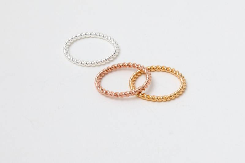 Goldener Twisted Ring Stapelbar Stapelring Golden 925Er Silber Oder Rosé Perlenring Kugeln Gedrehter Silberring Sterling Silver von meineketten
