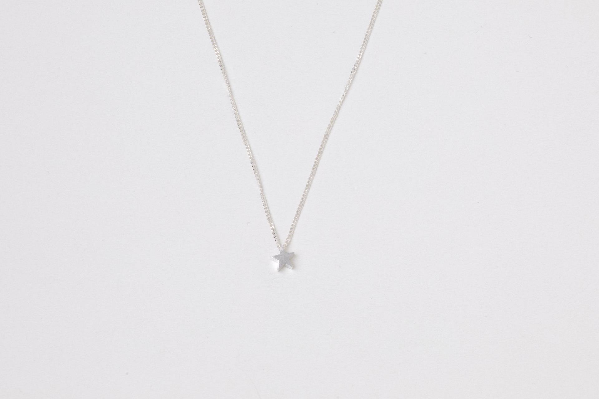 Silberne Kette Mit Sternanhänger Sternchenkette Star Silber Sternenkette Schmuck Collier Roségoldkette Silberkette Sternperle von meineketten