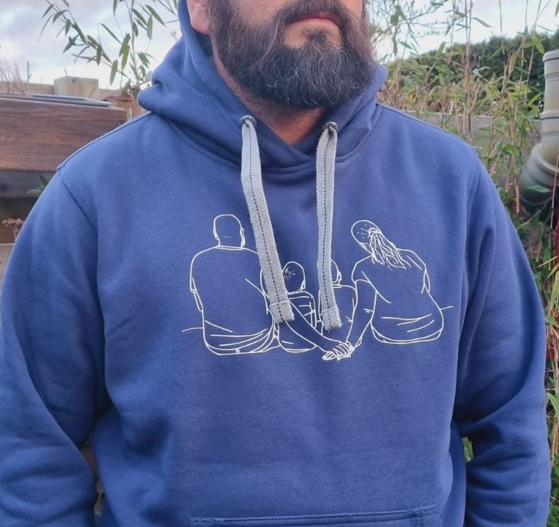 Line Art Hoodie Unisex Linienzeichnung Auf Deinem Neuem Lieblingshoodie, Artikelnummer M7S725 Line Art Hoodie Unisex Linienzeichnung Auf Deinem Neuem Lieblingshoodie, Artikelnummer M7S725 von meinesiebensachen