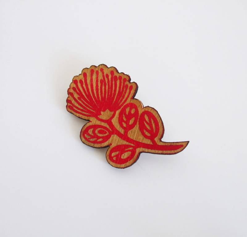 Pohutukawa Brosche von melinamartin