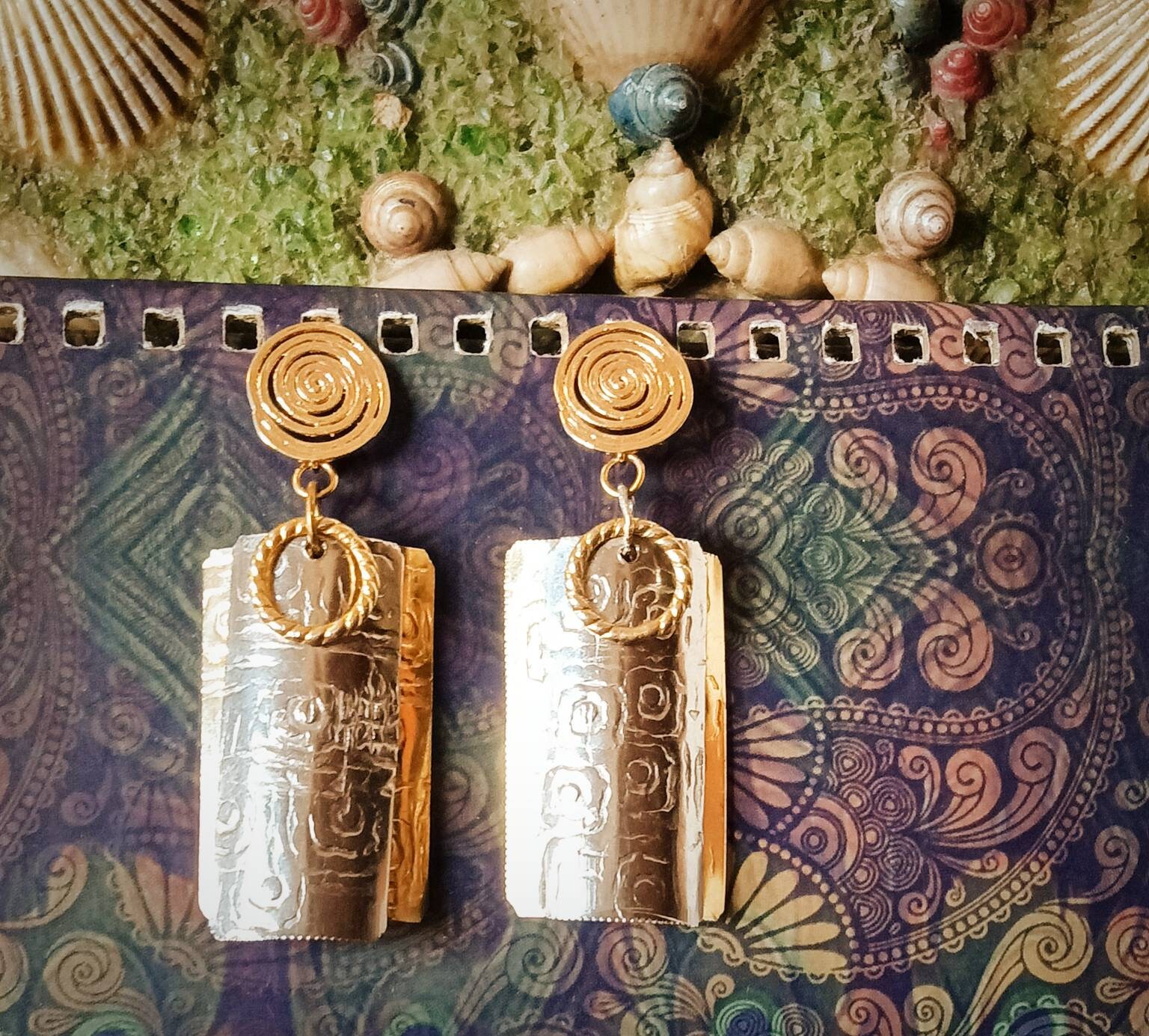 Orecchini Pezzi Unici Upclyng Vintage Acciaio Dorato Esoterico Stil Orecchini Pezzi Unici Upclyng Vintage Acciaio Dorato Esoterico Stil von mellifleurs