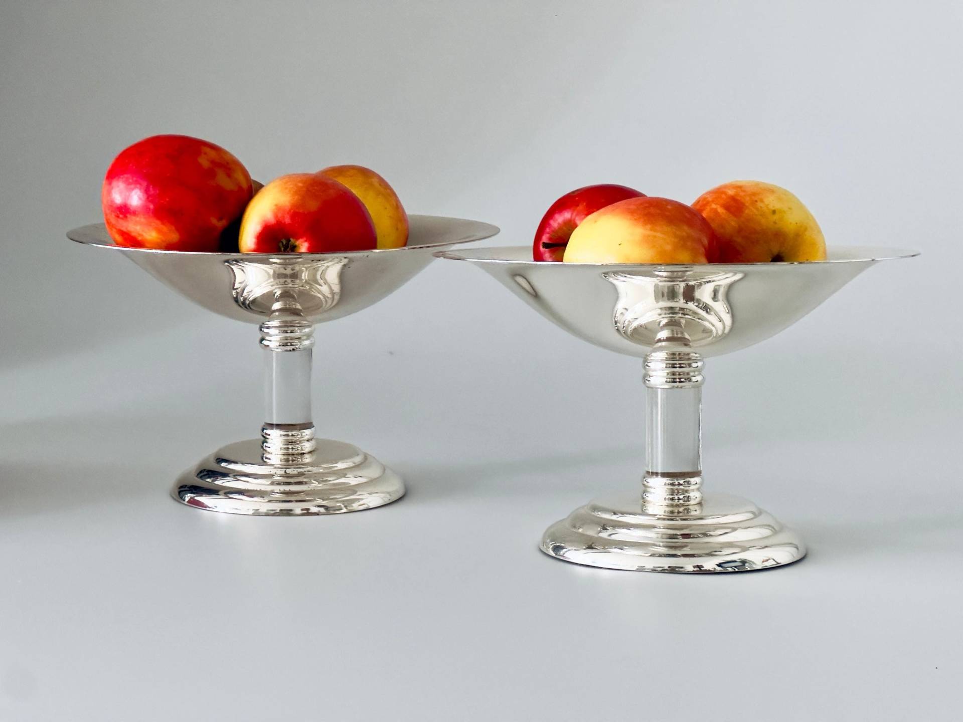 Schale Versilbertes Metall Plexiglas Italien 1970Er Jahre Artdeco Fussschale von mercatino900